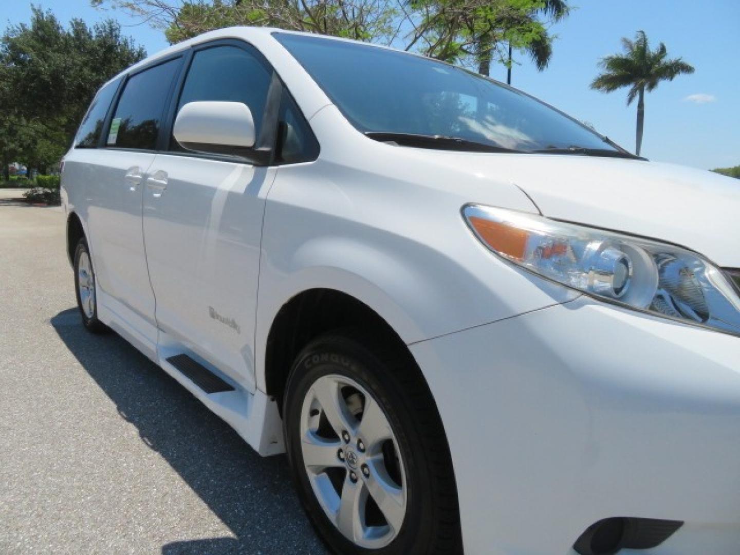 2016 White /Gray Toyota Sienna (5TDKK3DC8GS) , located at 4301 Oak Circle #19, Boca Raton, FL, 33431, (954) 561-2499, 26.388861, -80.084038 - You are looking at Gorgeous Low Mileage 2016 Toyota Sienna LE Braunability XT Handicap Van Wheelchair Van Conversion Van with 26K Original Miles, Power Side Entry Ramp with Kneeling Van Function, Passenger Side Quick Lock System (same as ez lock), Quick Release Front Seats, Floor with L Tracks, Leat - Photo#78